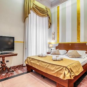 Suite met een Queen Size Bed